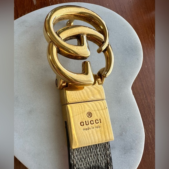 Gucci Authentic womens reversible beige GG Supreme canvas & vibrant pink leather - Picture 5 of 7